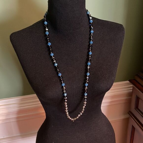Designer Beaded Multi Color Necklace. - Picture 1 of 12